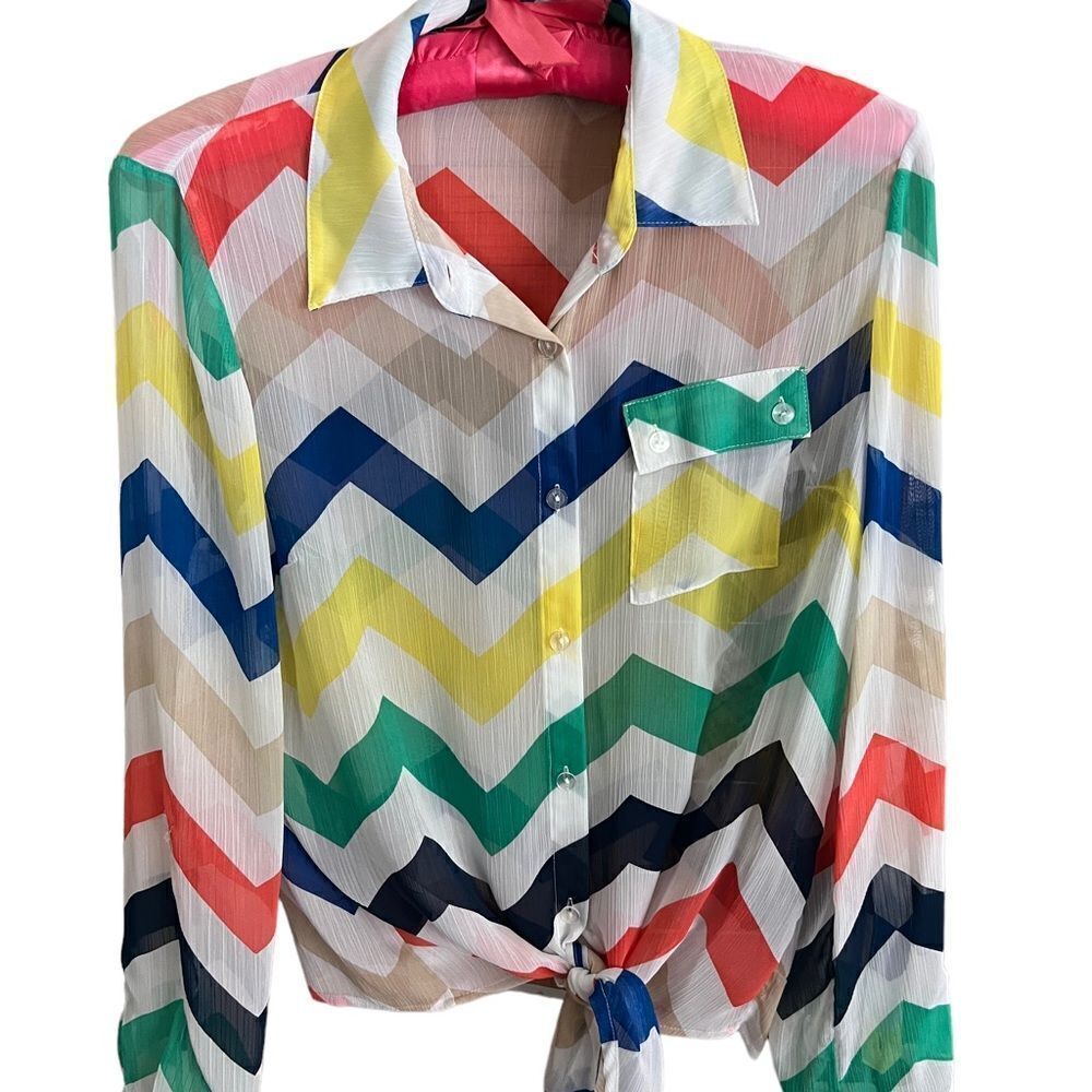 Zac and Rachel sheer tie front multicolored chevron pattern blouse size small